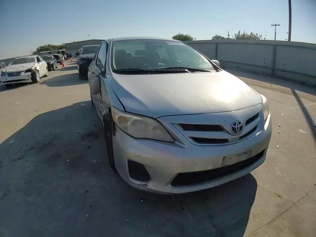 2011 Toyota Corolla Base VIN: JTDBU4EE2BJ106472 Lot: 81975315