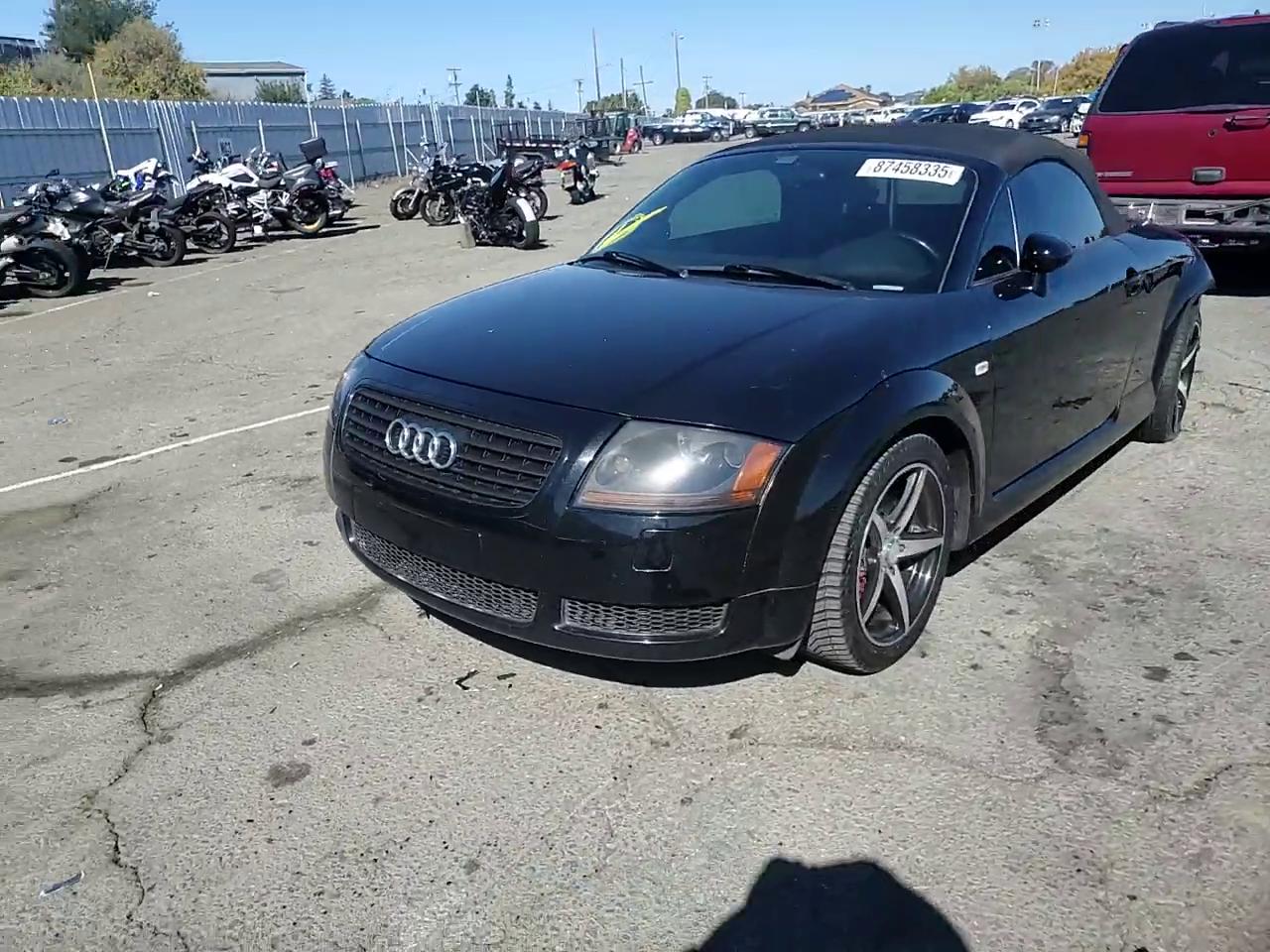 Фото: TRUUT28N311037162