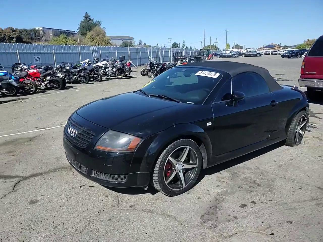 Фото: TRUUT28N311037162