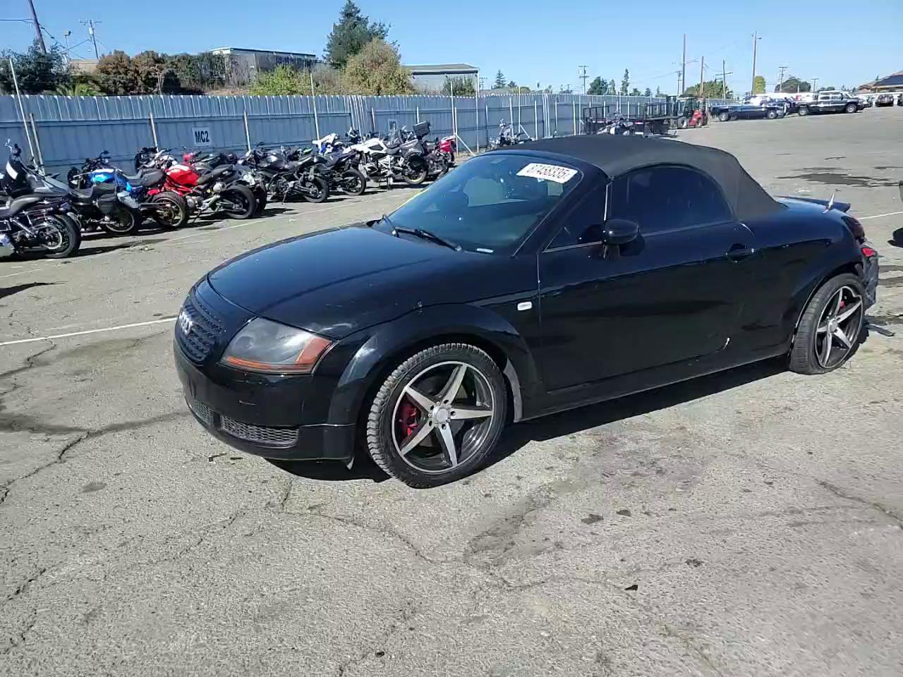 Фото: TRUUT28N311037162