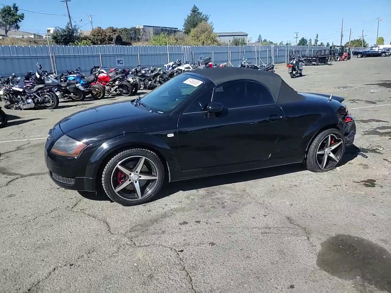 Фото: TRUUT28N311037162