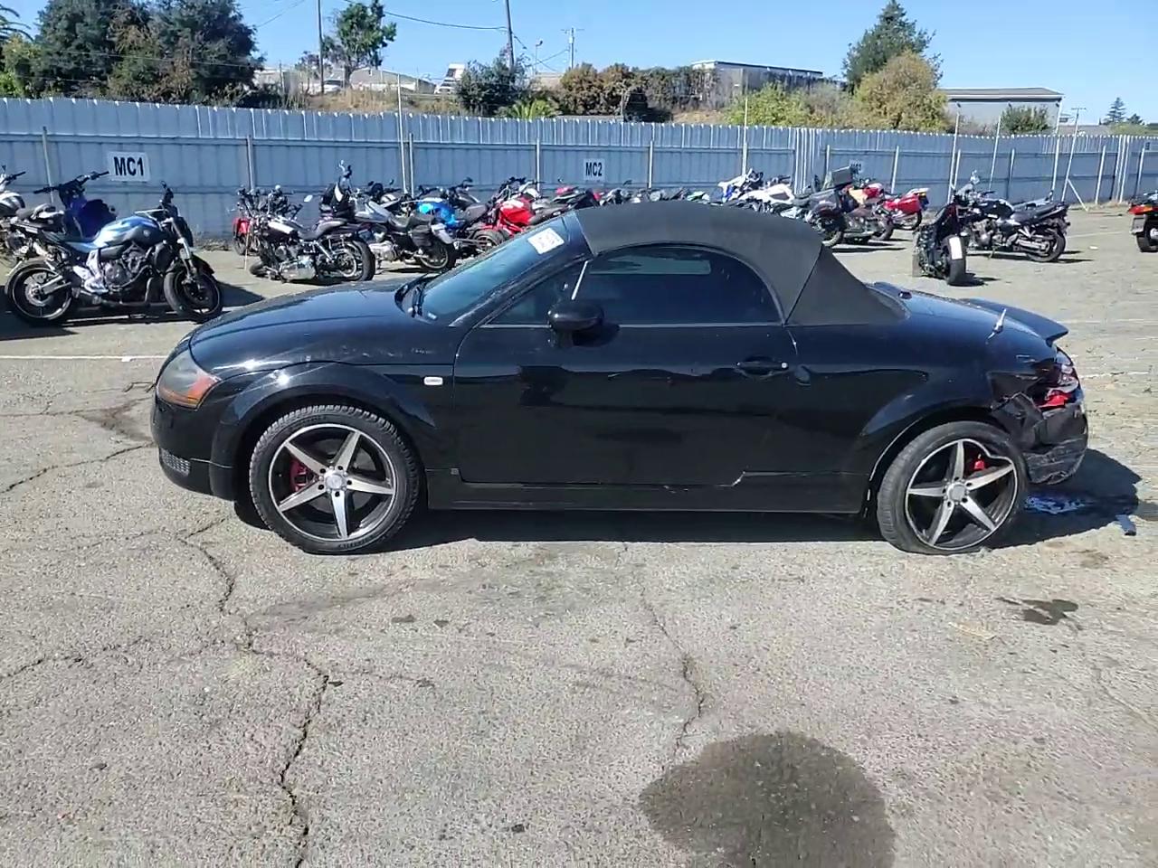 Фото: TRUUT28N311037162