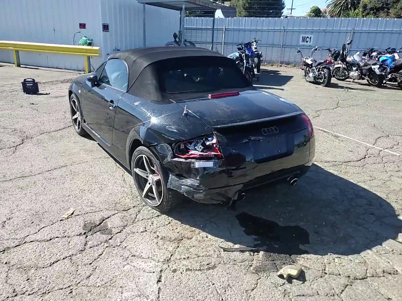 Фото: TRUUT28N311037162