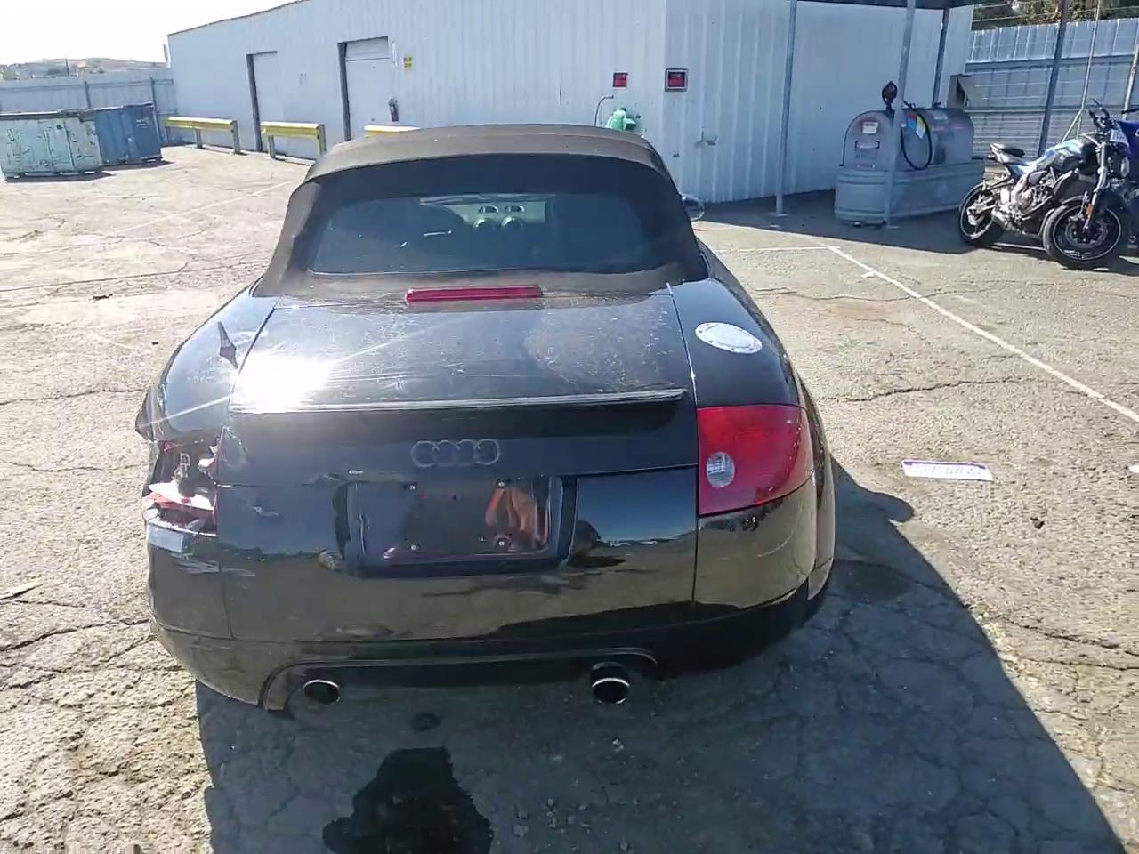 Фото: TRUUT28N311037162