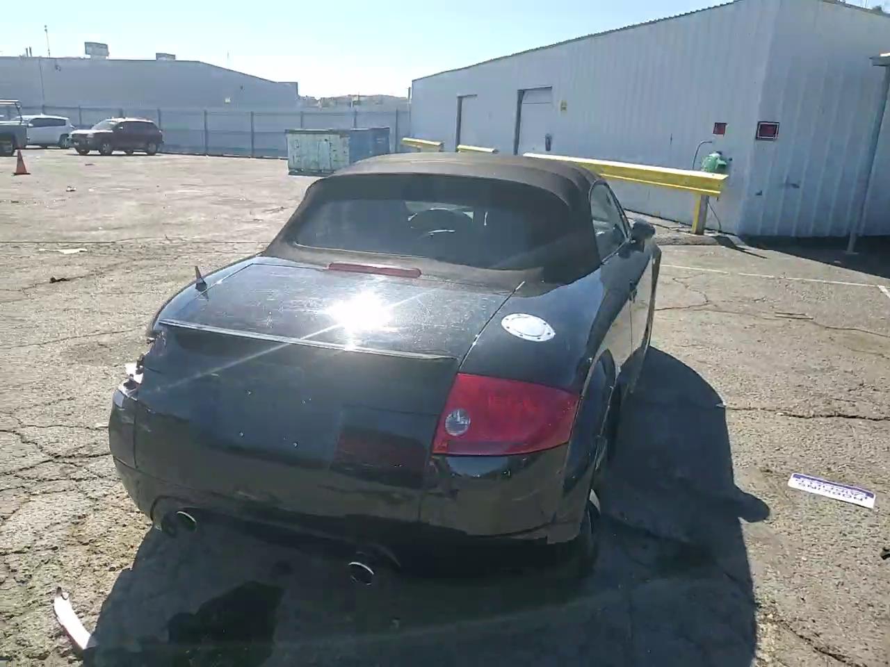 Фото: TRUUT28N311037162