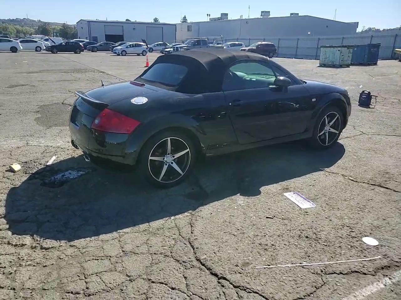 Фото: TRUUT28N311037162