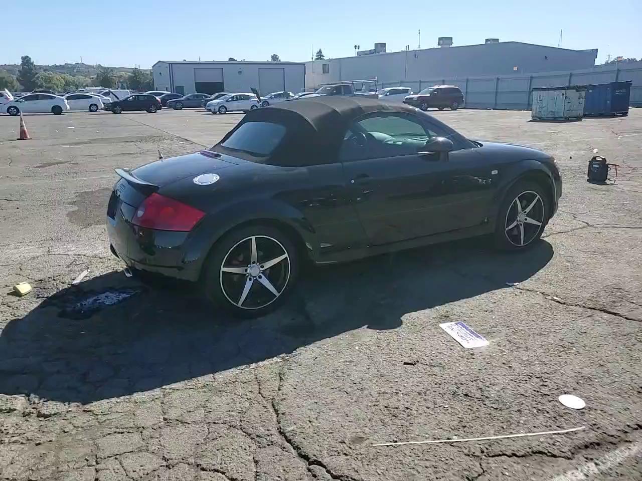 Фото: TRUUT28N311037162