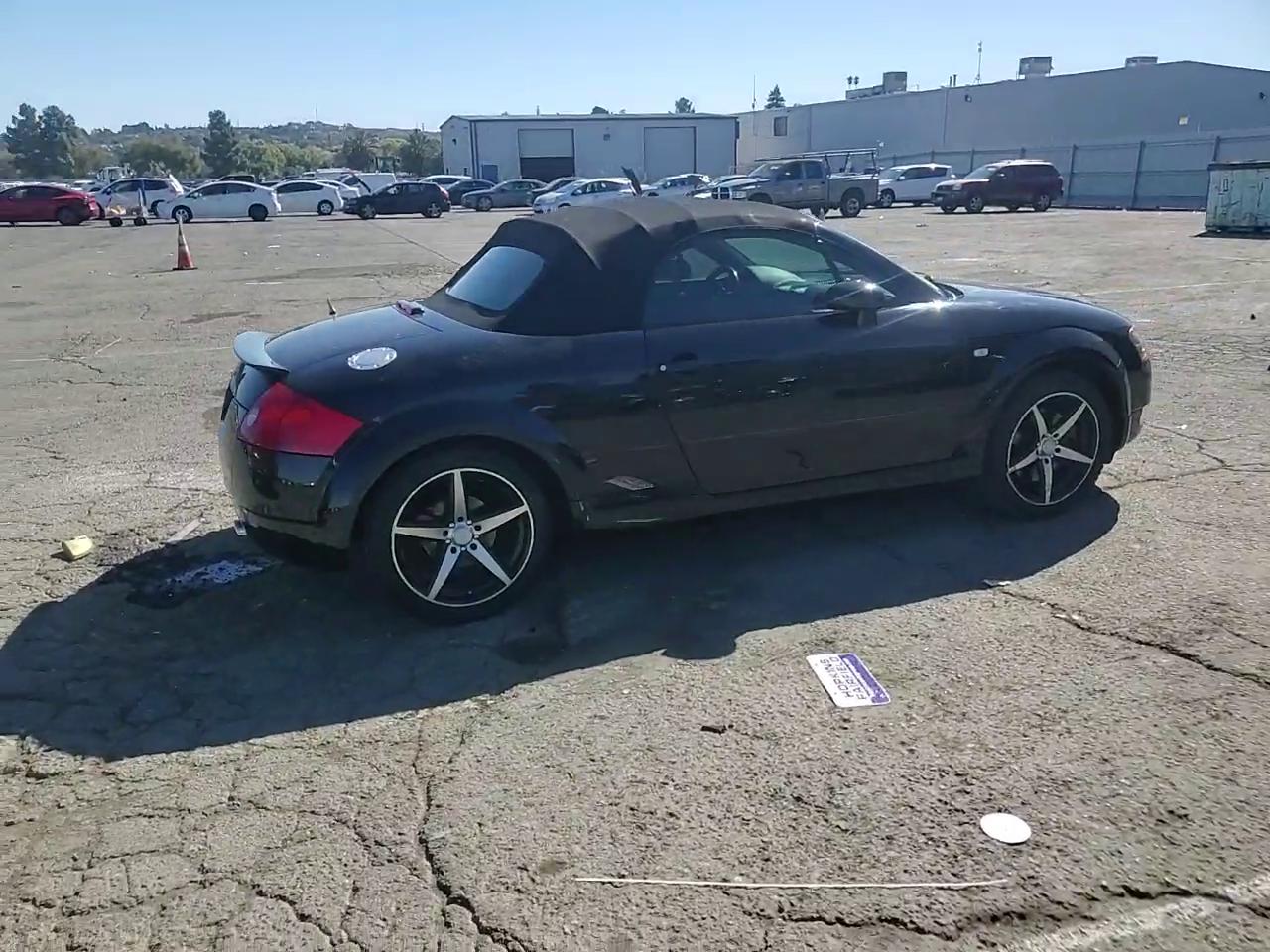 Фото: TRUUT28N311037162