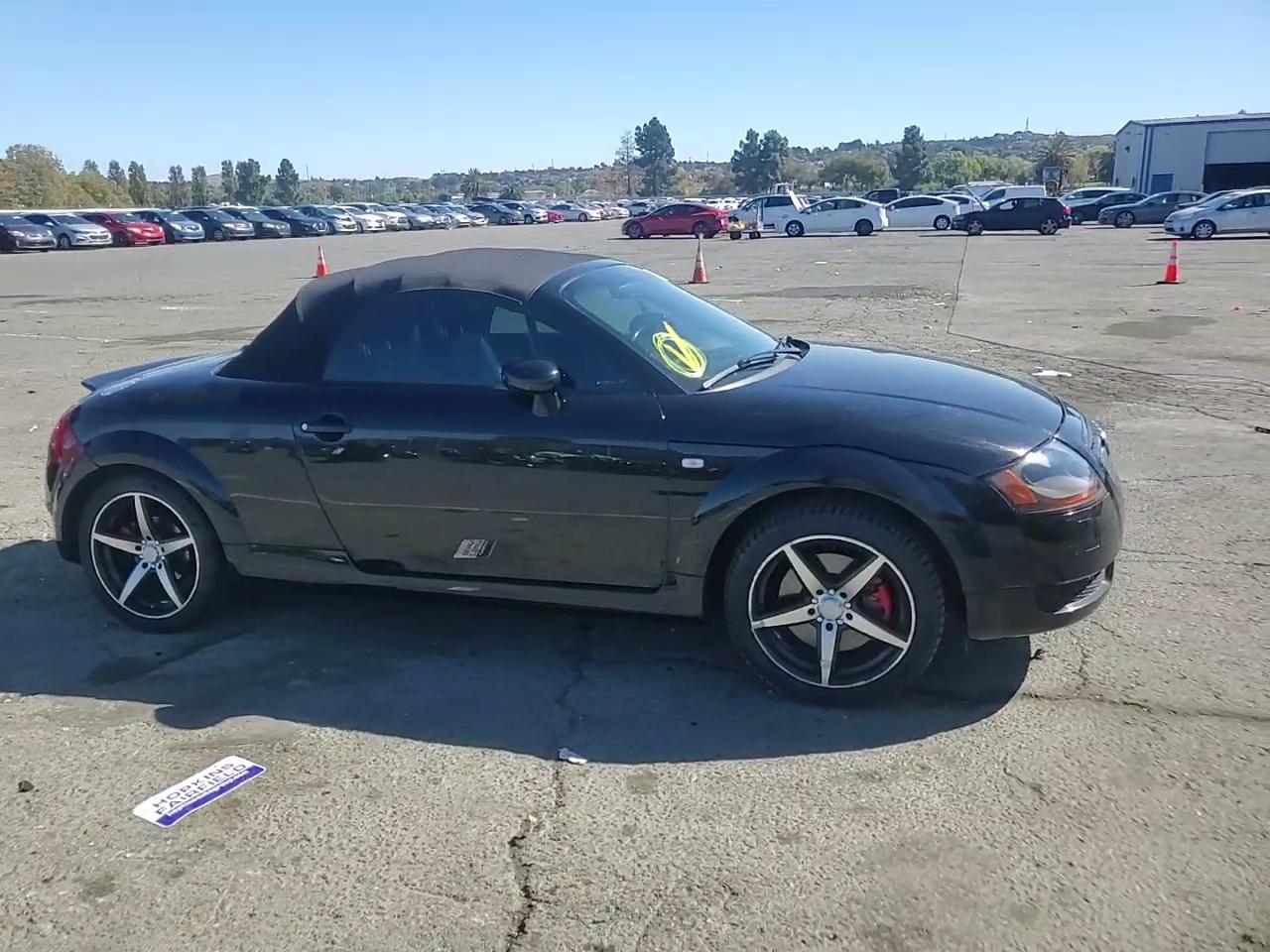 Фото: TRUUT28N311037162