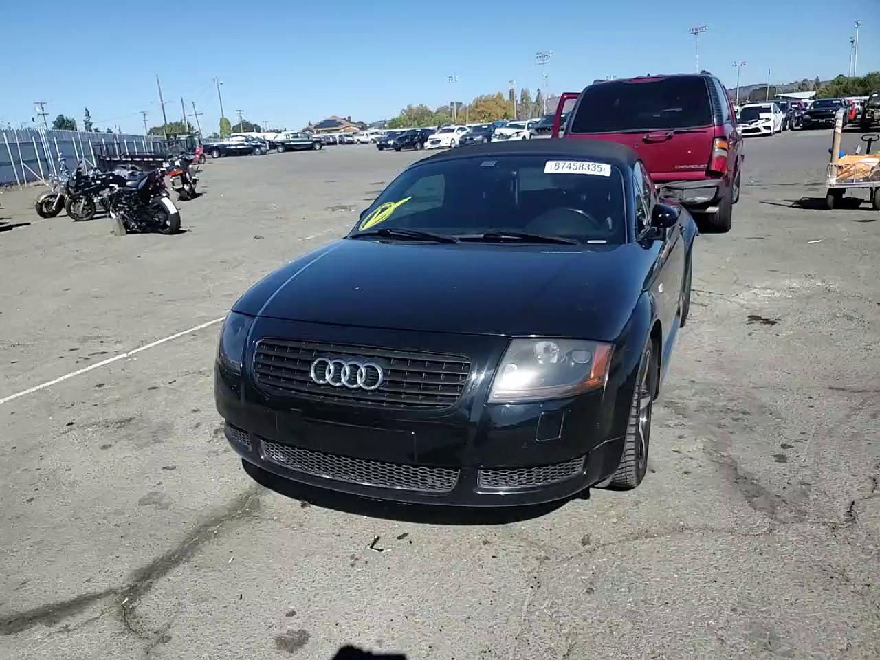 Фото: TRUUT28N311037162