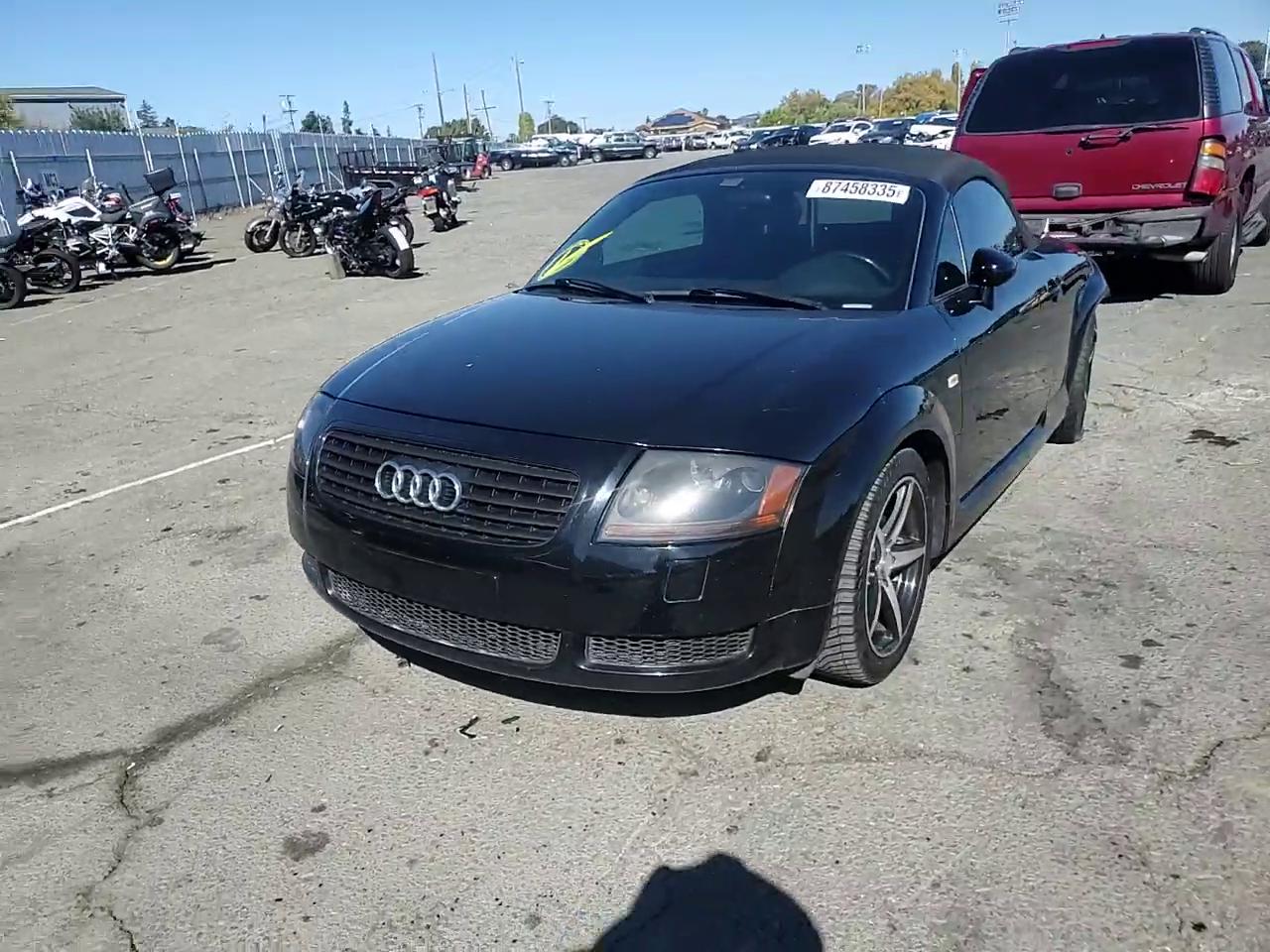 Фото: TRUUT28N311037162