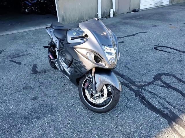 2020 Suzuki Gsx1300 Ra VIN: JS1GX72BXL7100422 Lot: 85890055
