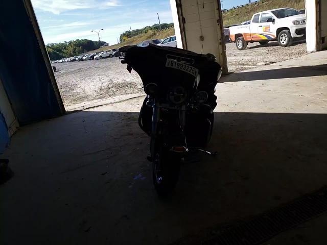 2018 Harley-Davidson Flhtk Ultra Limited VIN: 1HD1KED10JB665001 Lot: 81993225