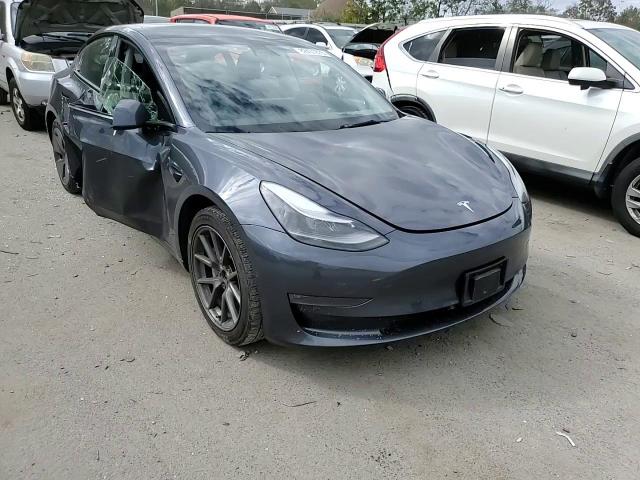 2022 Tesla Model 3 VIN: 5YJ3E1EB1NF253383 Lot: 82431875