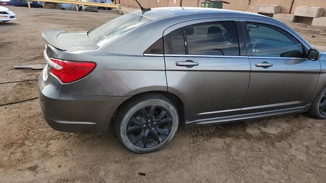 2013 Chrysler 200 S VIN: 1C3CCBHG5DN719176 Lot: 84960305