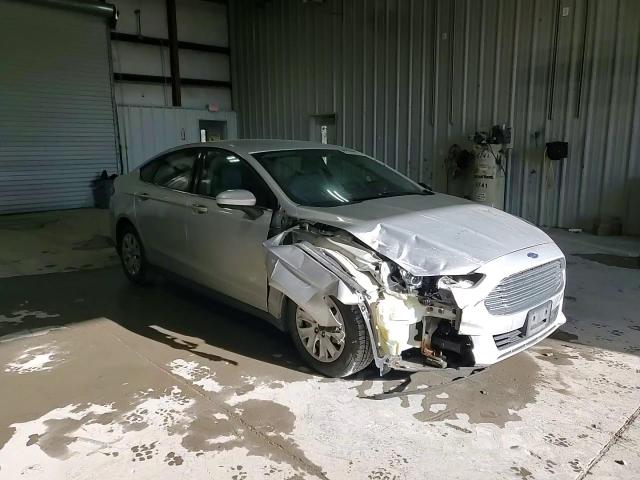 2014 Ford Fusion S VIN: 1FA6P0G79E5401376 Lot: 82525665