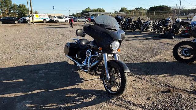 2014 Harley-Davidson Flhxs Street Glide Special VIN: 1HD1KRM17EB704213 Lot: 87222675