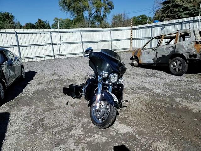 2013 Harley-Davidson Flhtcuse Cvo Ultra Classic Electra Glide VIN: 1HD1PR826DB960507 Lot: 87047585