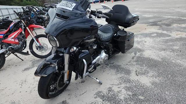 2015 Harley-Davidson Flhxs Street Glide Special VIN: 1HD1KRM15FB646586 Lot: 85699025