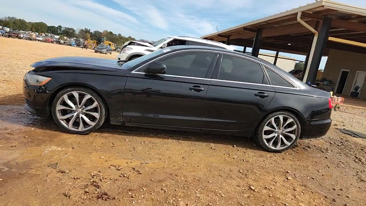 Фото: WAUGFAFC0EN077477