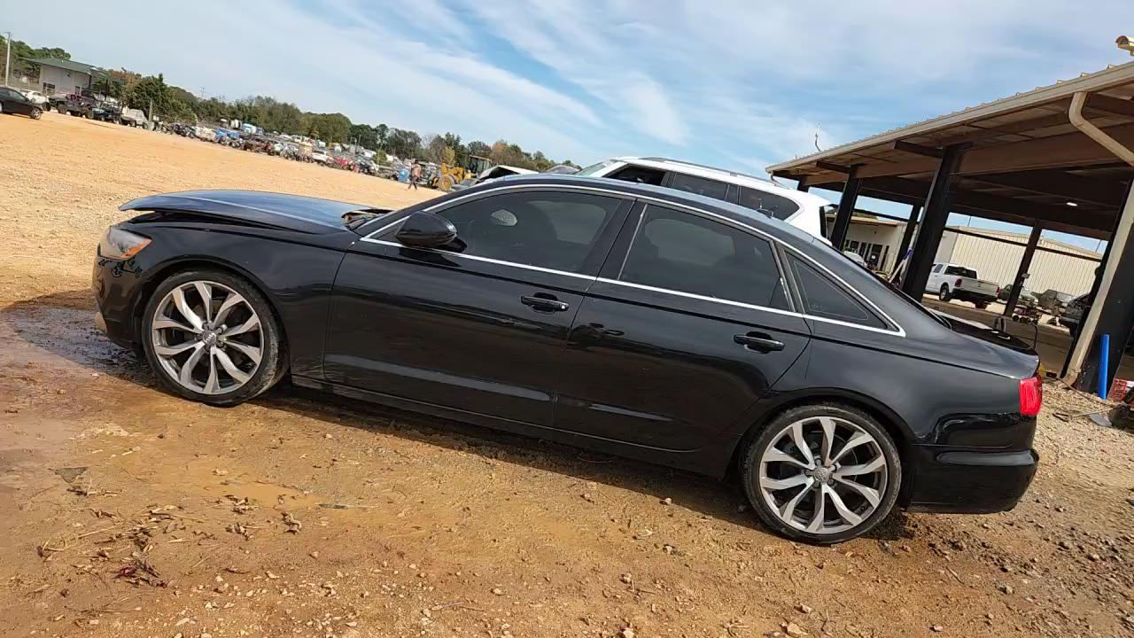 Фото: WAUGFAFC0EN077477