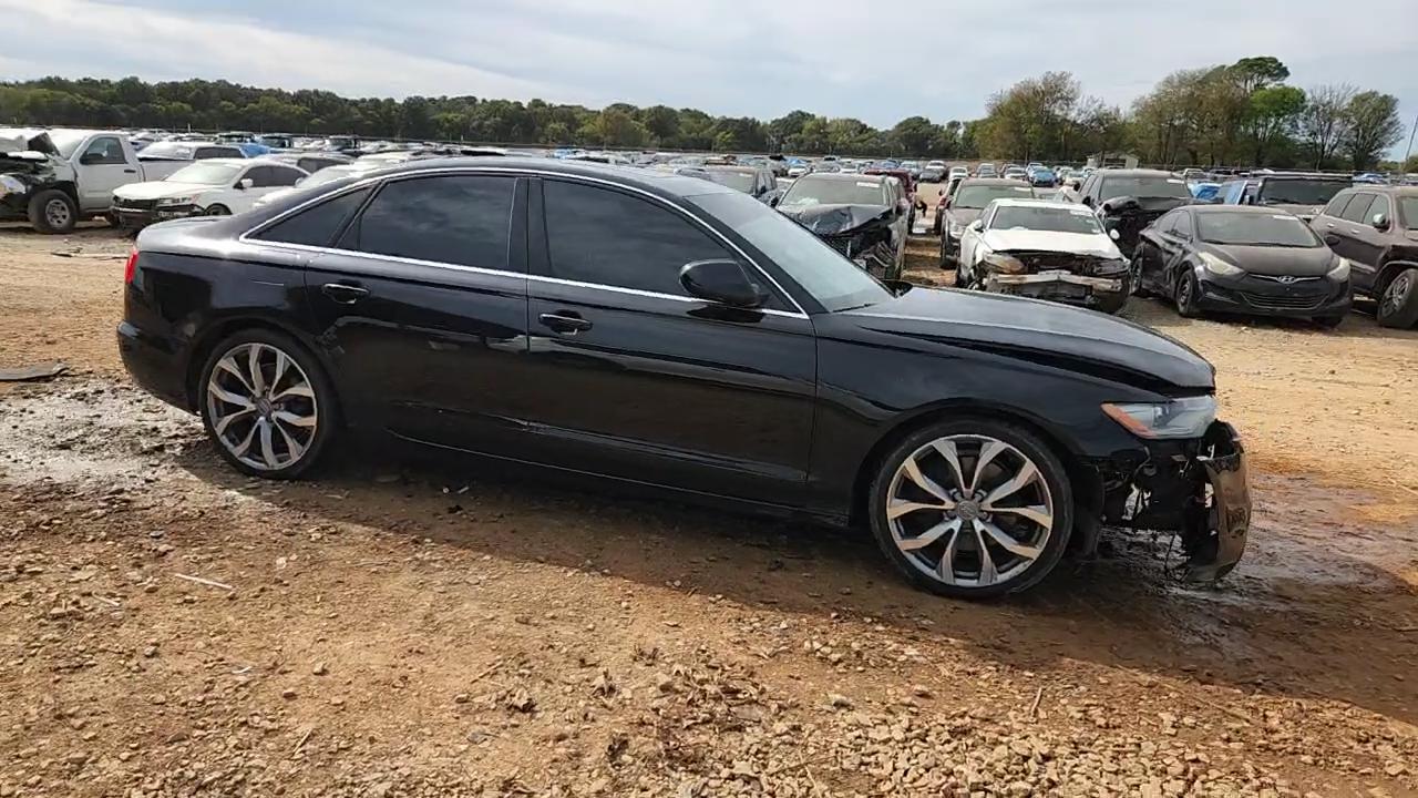 Фото: WAUGFAFC0EN077477