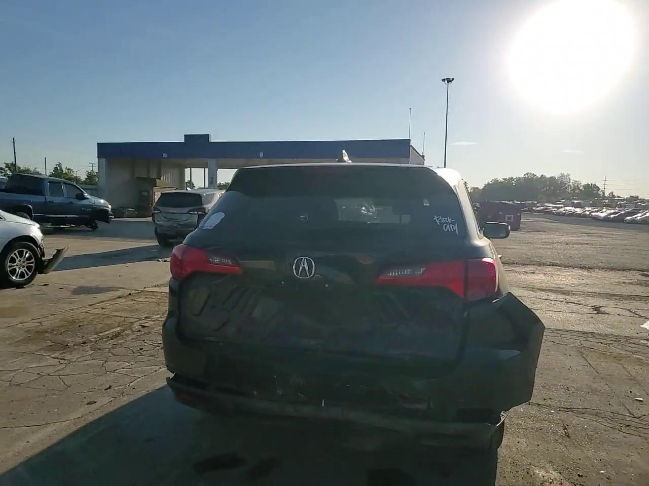 Фото: 5J8TB4H59DL011597