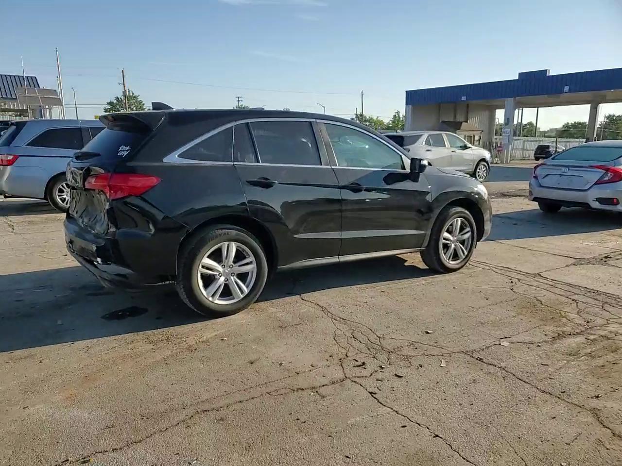 Фото: 5J8TB4H59DL011597