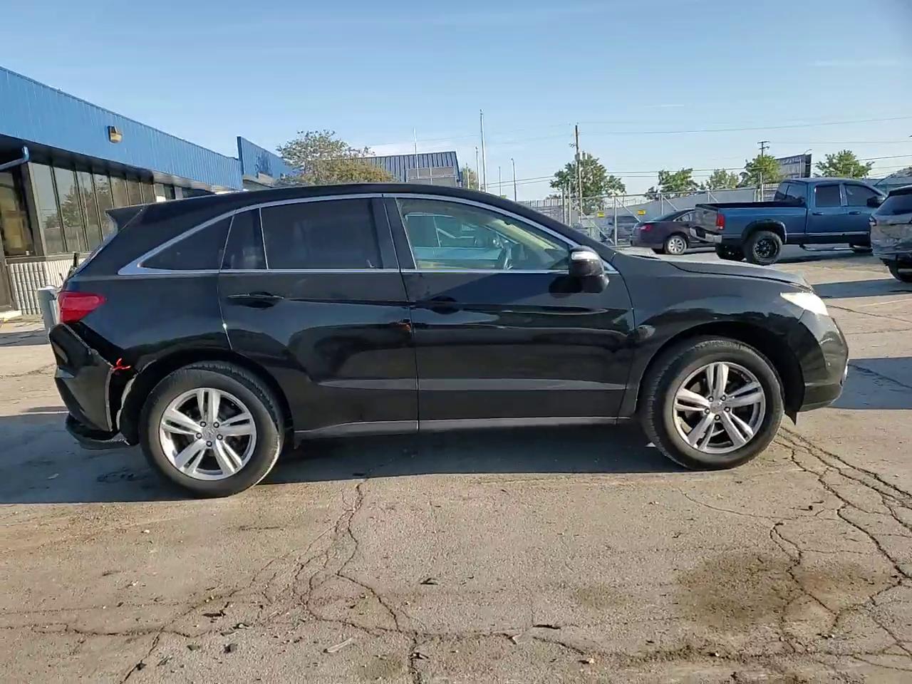 Фото: 5J8TB4H59DL011597