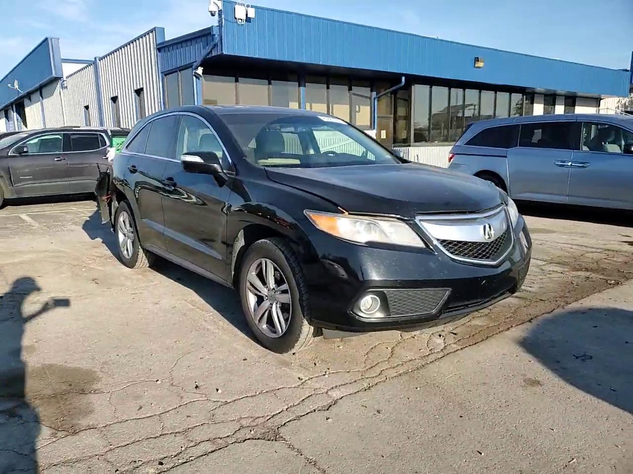 Фото: 5J8TB4H59DL011597