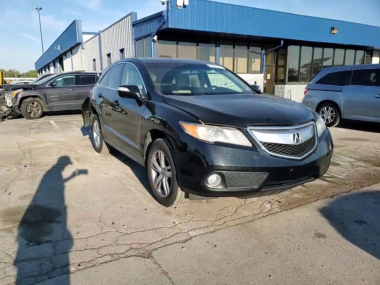 Фото: 5J8TB4H59DL011597