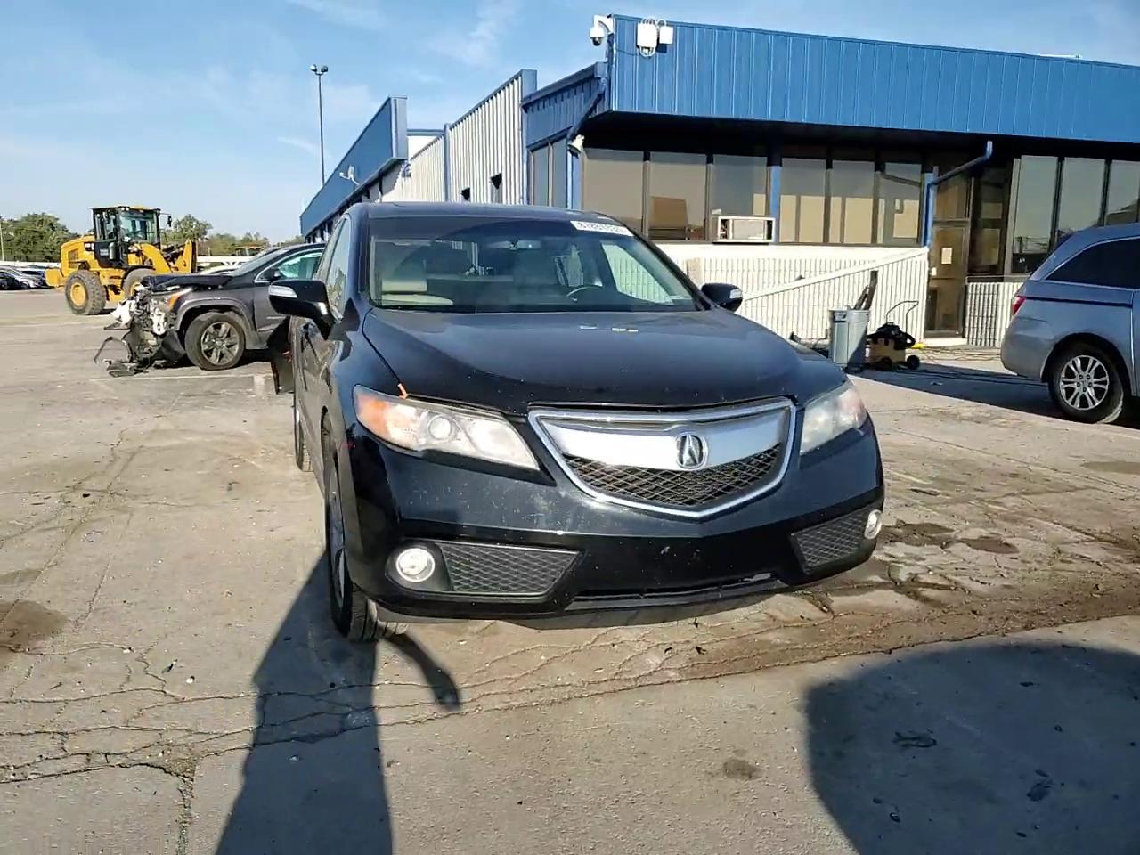 Фото: 5J8TB4H59DL011597