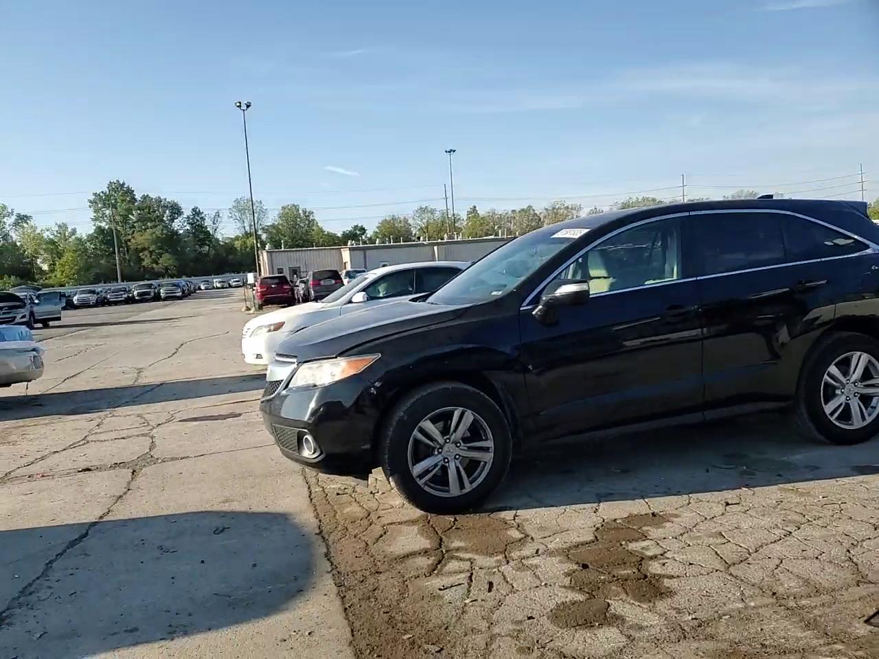 Фото: 5J8TB4H59DL011597