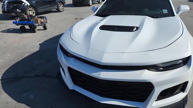 2023 Chevrolet Camaro Lt1 VIN: 1G1FF1R71P0102229 Lot: 85910385