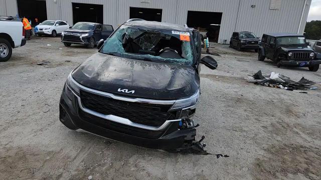 2023 Kia Seltos S VIN: KNDEUCAA4P7421952 Lot: 83793495