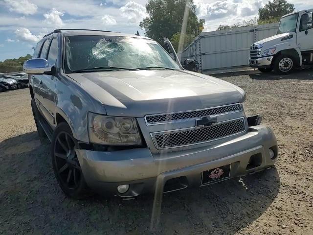 2007 Chevrolet Tahoe C1500 VIN: 1GNFC13J17R116896 Lot: 81911315