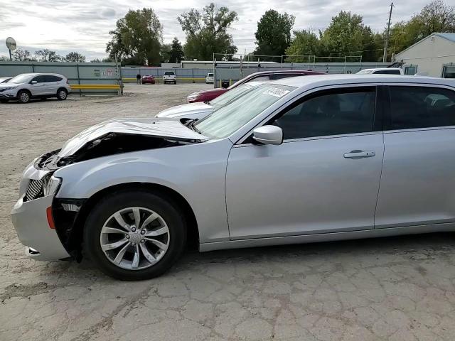 2021 Chrysler 300 Touring VIN: 2C3CCAAG8MH516232 Lot: 90479665