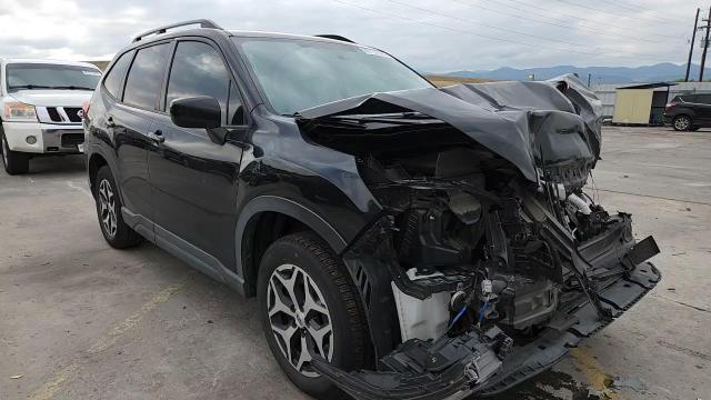 2020 Subaru Forester Premium VIN: JF2SKAJC9LH599893 Lot: 85732395