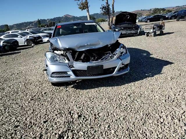 2013 Mercedes-Benz C 250 VIN: WDDGF4HB1DF981068 Lot: 82265225