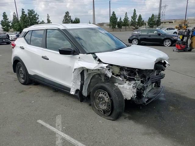 2019 Nissan Kicks S VIN: 3N1CP5CU9KL545692 Lot: 85717965