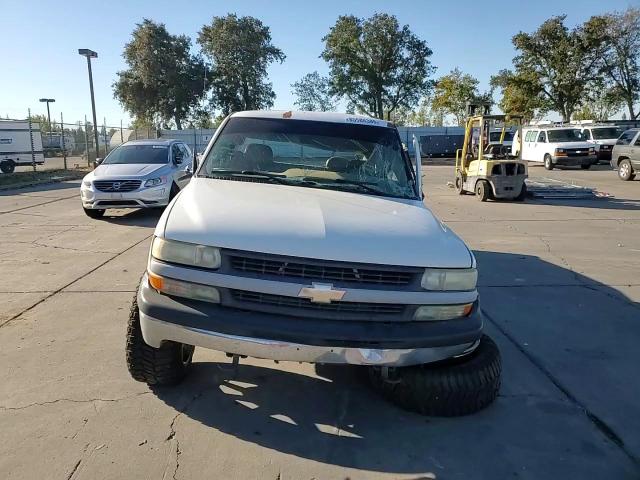 2001 Chevrolet Silverado K1500 VIN: 2GCEK19V011346124 Lot: 85588385