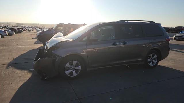 2019 Toyota Sienna Le VIN: 5TDKZ3DC2KS978164 Lot: 81931685