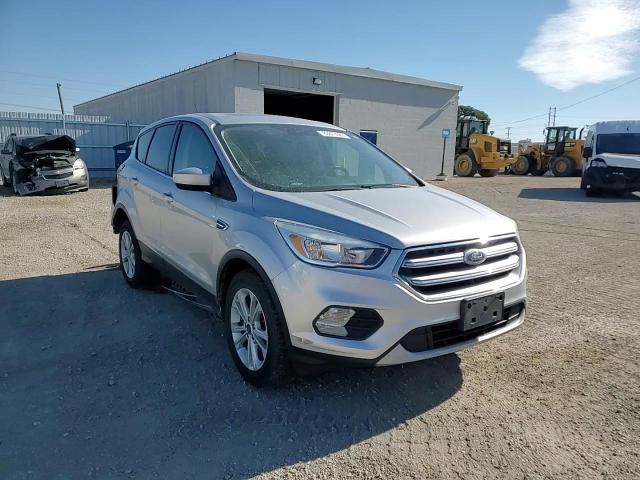 2017 Ford Escape Se VIN: 1FMCU0GD5HUB23707 Lot: 89873565