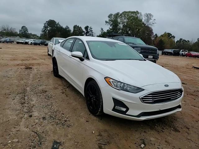 2019 Ford Fusion Se VIN: 3FA6P0HD9KR275968 Lot: 90656195