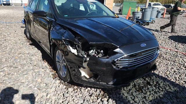 2020 Ford Fusion Se VIN: 3FA6P0LU1LR169717 Lot: 90105005