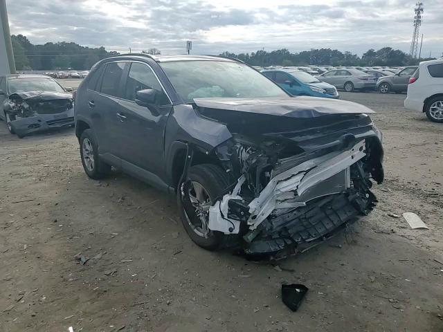 2024 Toyota Rav4 Xle VIN: 2T3P1RFV8RW453035 Lot: 85746135
