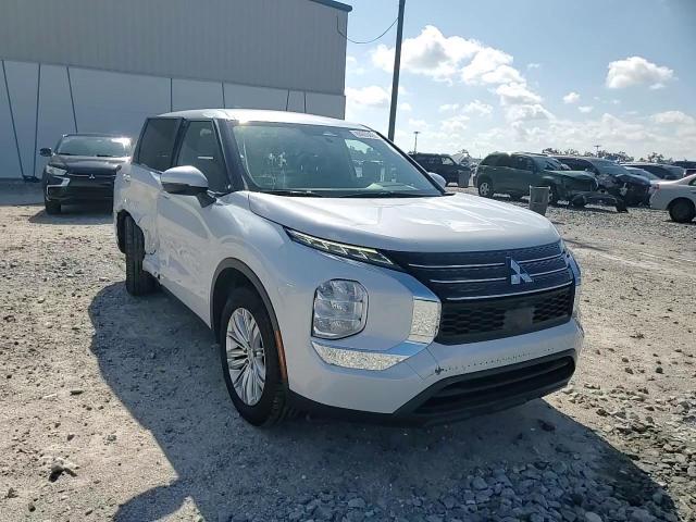 2022 Mitsubishi Outlander Es VIN: JA4J3TA82NZ000466 Lot: 84653435