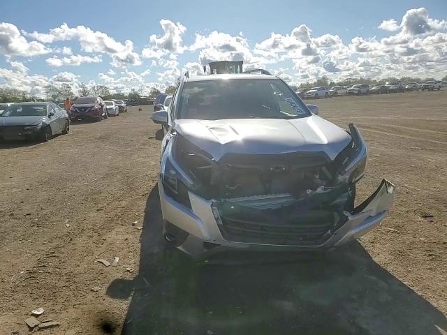 2022 Subaru Forester Premium VIN: JF2SKAEC8NH443258 Lot: 85702895