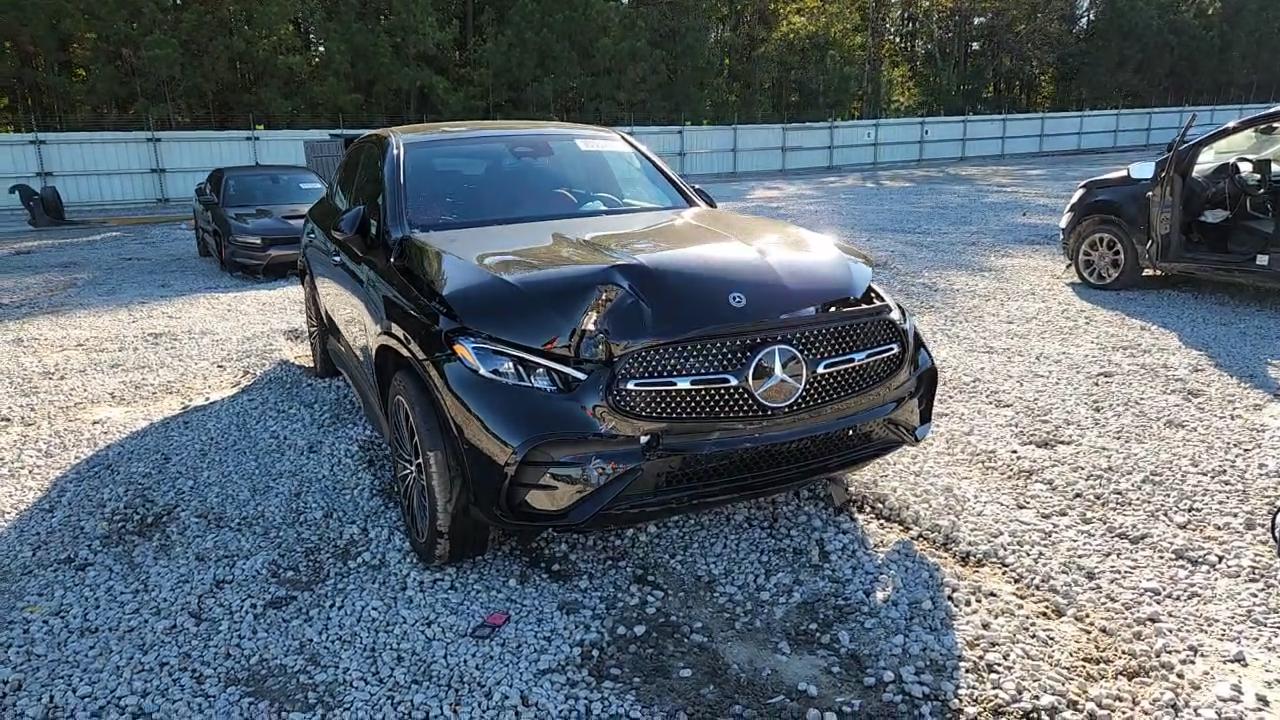 Фото: W1NKJ4HB7TF428287