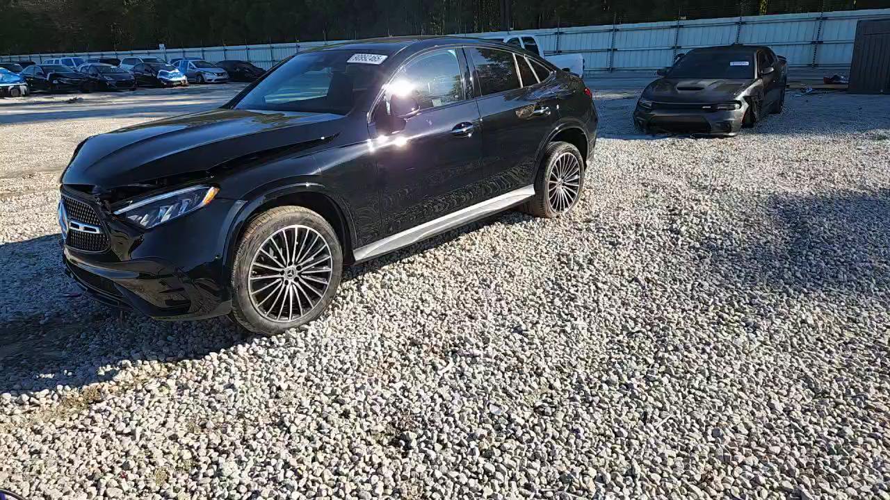 Фото: W1NKJ4HB7TF428287